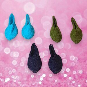 1960s Barbie 3 Felt Slipper Shoes Set (Dark Blue, Light Blue & Green)